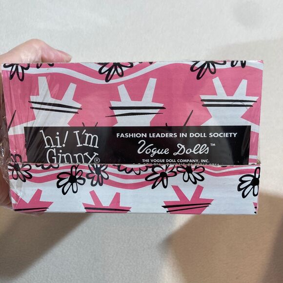 Vintage Vogue Ginny Dolls and Clothes with‎ Trunk and Stands Lot - Mixed Years - Picture 5 of 16